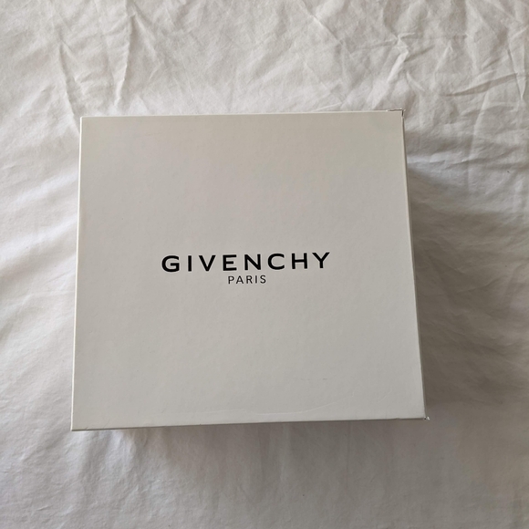 Givenchy Boxing Cotton Canvas Graphic Logo Sneakers Black - Picture 5 of 16